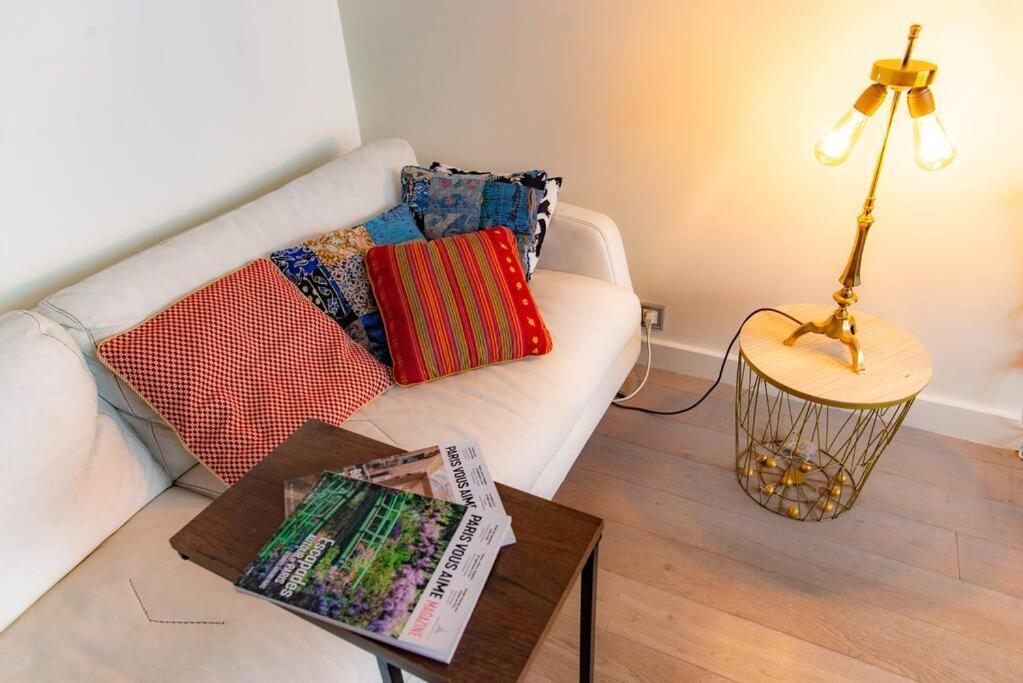 Studio With Balcony Paris Exterior foto